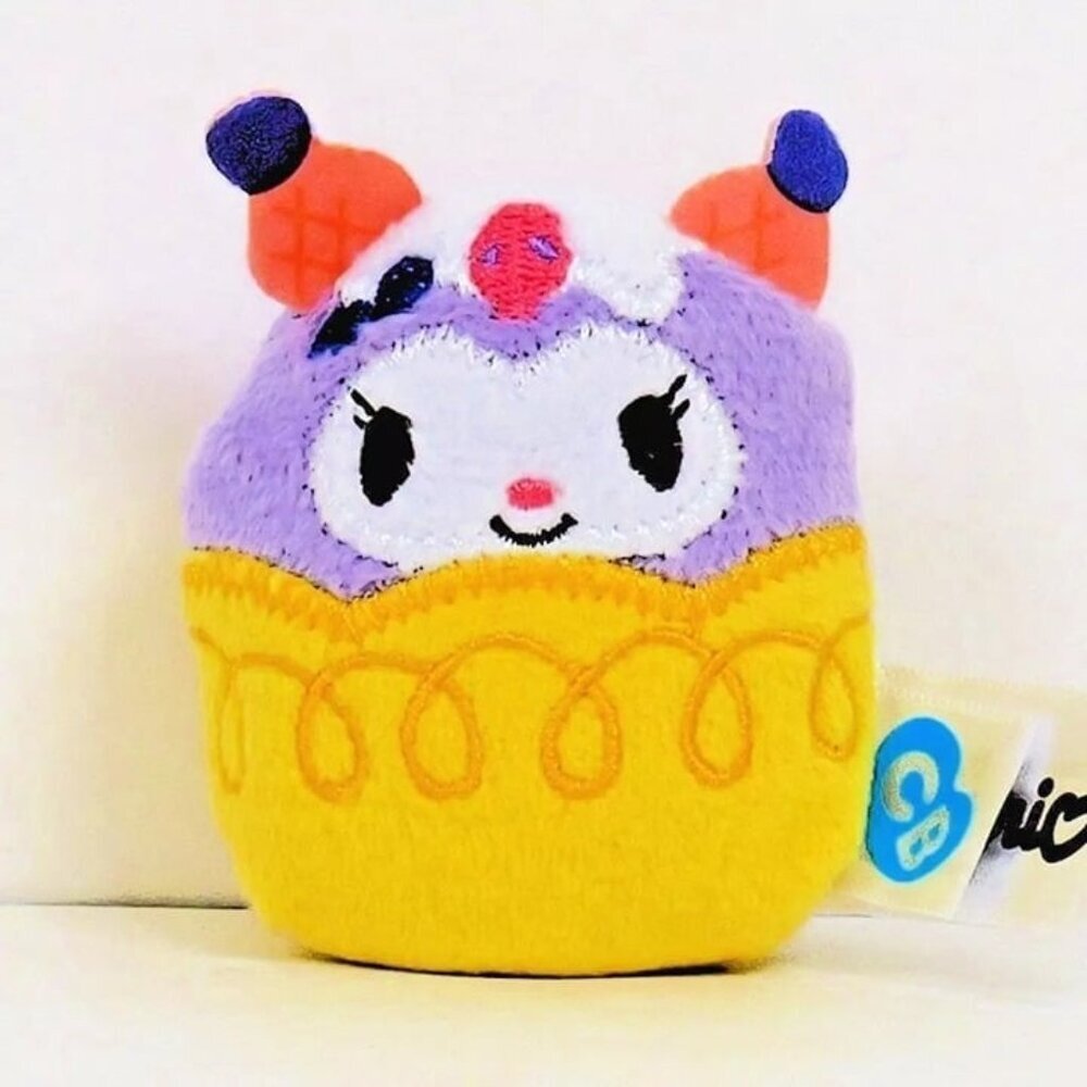Hello Kitty & Friends Cutie Beans Series 3 -‎ Kuromi with Green Clip Case